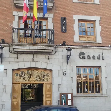 Ξενοδοχείο Gaudi 3*