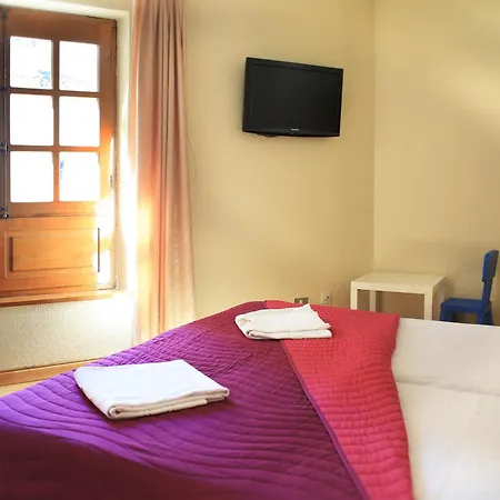 Gaudi 3* Astorga