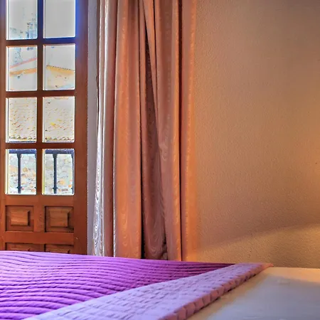 Gaudi Ξενοδοχείο 3*