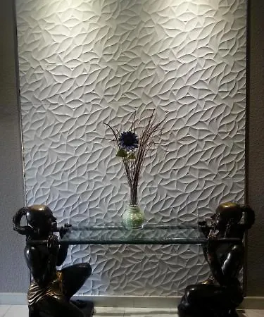 Ξενοδοχείο Gaudi 3*
